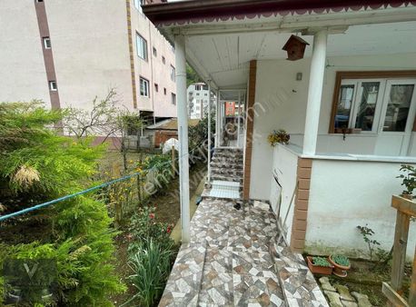 Vavien Emlak'tan Daire Parasına Müstakil Arsalı Satılık Ev