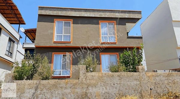 Arevar'dan Sarısalkım Mahallesi'nde Satılık Villa