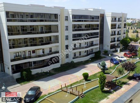 Site Emlak'tan Bosna Bak Yapı'da Satılık 2+1 Eşyalı Daire