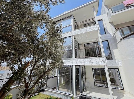 Bornova Atatürk Mah Satılık Sıfır Tadilatlı 1+1 Satılık Daire