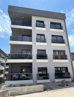 Kemalpaşa Ulucak Da Satılık 3+1 Kapalı Mutfaklı Daire