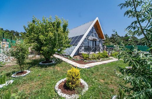 Bornova Yakaköy Satılık 3+1 Müstakil Loft Villa