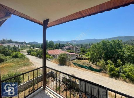 C.b Burak Efe Den Marmaris Çetibelinde İçinde 2adet2+1 Olan Bina