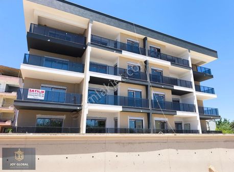 Güzelyurt' Ta Havuzlu, Çok Geniş, Kullanışlı 0 Daireler