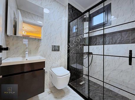 Mia Grup// 300 M2 Müstakil Havuzlu Kalite İskanlı Lüx Villa