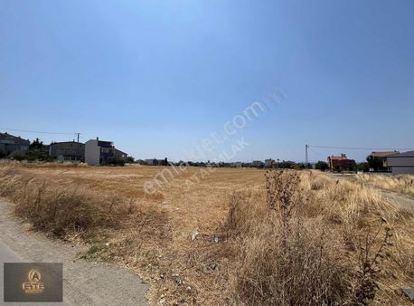 Ata Gayrimenkul 'den Merkeze Yakın Cadeye Cephe 330m2 Arsa