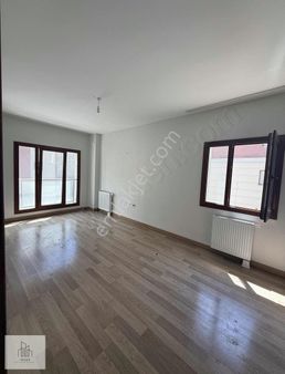 İstanbul Vadi Evlerin'de Kiralık 2+1 Daire