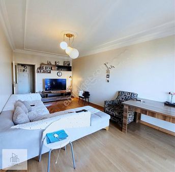 Esentepe Merkezde Yeni Camiye Yakın Eşyalı 2+1 Daire