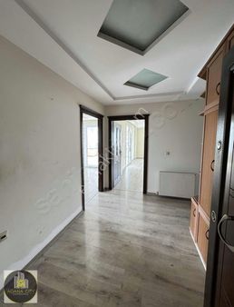 Gündoğdu Kolj. Karşısı 4+1+kiler D.gazlı Parkeli Yeni Boyalı