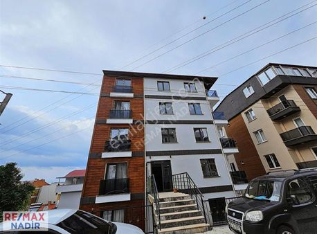 Remax'ten Teyyaredüzün'de Satılık 2+1 Satılık Daire..!