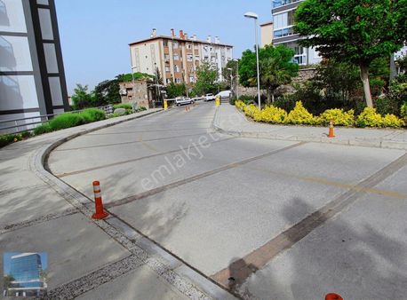 Yüksek Vadi Evleri Tercih Edilen Adada Eşyalı Kiralık 3+1 Daire