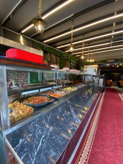 Atatürk Bulvarı Üzerinde 3 Katlı Restorant