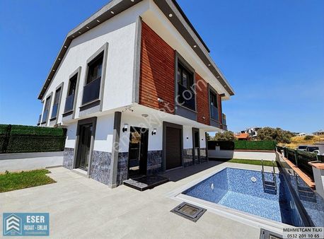 Didimde Satılık Müstakil Havuz & Otoparklı 4+1 Lüks Geniş Villa