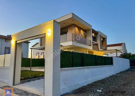 Tek Müstakil Havuzlu Muhteşem Bir Villa Sizleri Bekliyor.