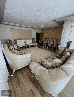 Park Osmanlı Sitesinde 4+1 Lüks Geniş 195 M2 Daire