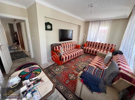 Şafak Mahallesi Kentgros Market Yanında 3+1 Daire