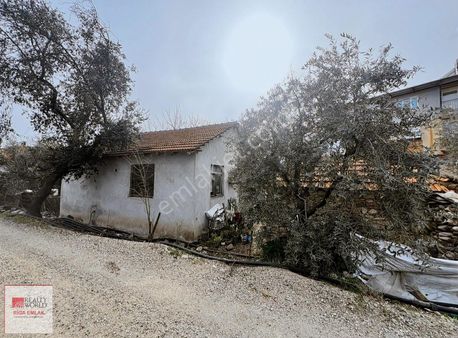 Konyaaltı Kır Mah.de İçinde Müstakil 1+1 Ev Bulunan 645 M2 Tarla