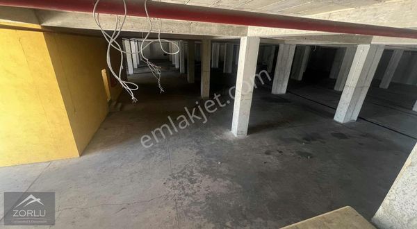 Zorlu'dan Aosb De 5.000 M2 Kiralık Depo Üretim Tesisi