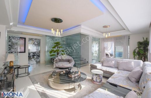 Merkezde Villa Tadında Özel Tasarım 5+1 Dubleks Daire