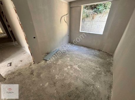 Taşyaka Mahallesi Keloğlu Boğazında Giriş Kat 2+1 Satılık Daire