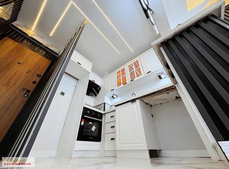 Güneşliden Akçay Merkez De Ön Cephe İçi Full Yapılı 2+1 Daire