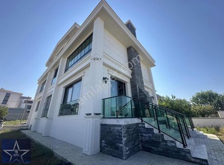 *prestijli Yaşamın Yeni Adresi 4 Katlı Akıllı Tripleks Villa*