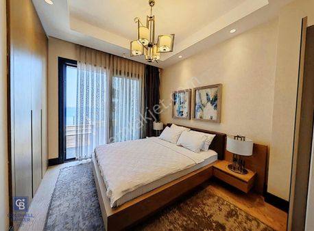 Bodrum Yalıkavak'ta Satılık Denize Sıfır Plajlı Villalar