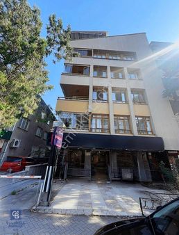 Bahçelievler 6. Cadde De Müthiş Konumda Satılık Dükkan