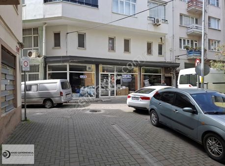 Eski Camii Yakını Satılık 460 M2 Dükkan