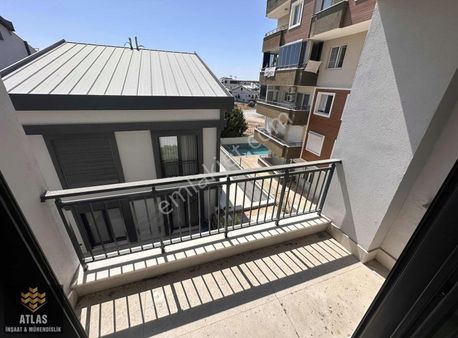 Hisar Mahallesi 1. Katta Ferah Geniş Yeni 55m2 1+1 Modern Daire