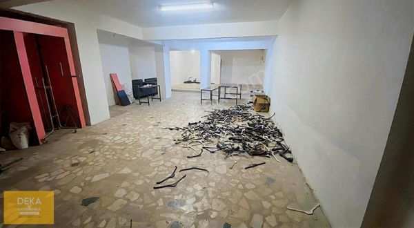 Deka Gayrimenkul'den Bafra Meydanda Devren Satılık Giyim Mağzası