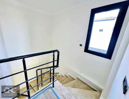 Köşebaşı Müstakil Deniz Manzaralı Sıfır Yapı Villa