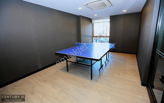 Folkart İncity'de Havuz Manzaralı Full Eşyalı 1+1 Satılık Daire