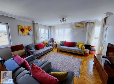 Granit Gayrimenkul'den En Üstkat Masrafsız Boğaz Manzaralı Daire