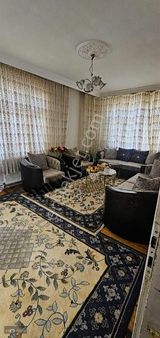 Sakarya Mah.salı Pazari Karşısı Satılık 3+1 Daire