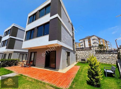 Mersin Silifke De Havuzlu 4.5+1 Tripleks Villalar