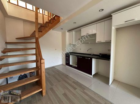 Sarımsaklı'da Full Deniz Manzaralı 4+1 Kartal Yuvası