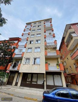 Saraylar Caddesi 2+1 Asansörlü Kelepir Ara Kat