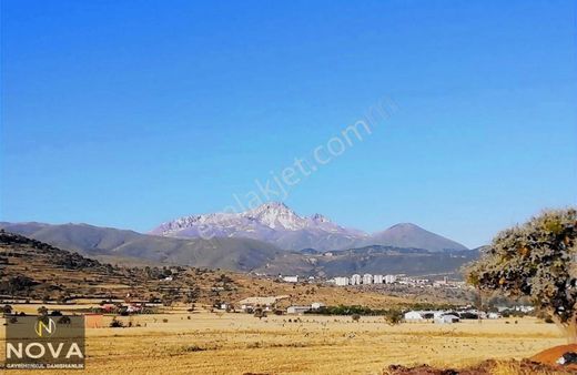Talas Akçakaya'da İki Villa Yapımına Uygun Temiz Villa Parseli