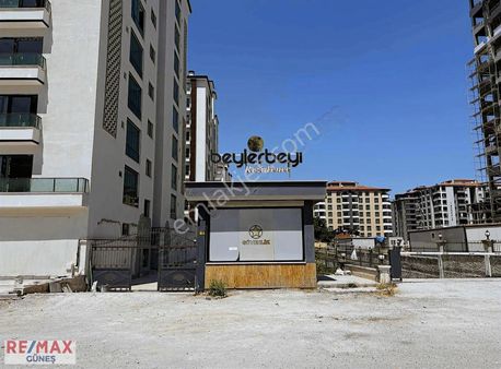 Tecde Yüzakı Bulvarında Ana Cadde Üzerinde 4+1 Ultra Lüks Daire