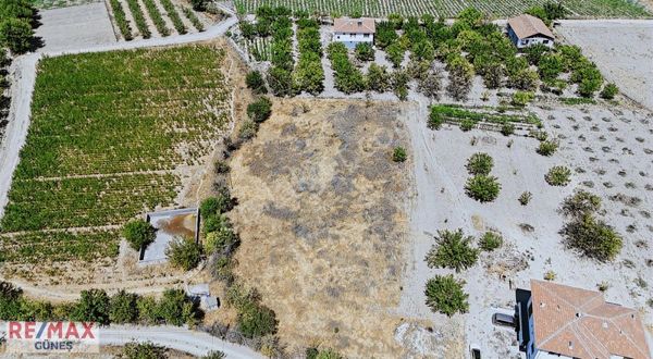 Battalgazi Karahan Mevkide Satılık 3800 M2 Bağ Bahçe
