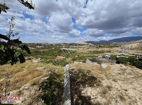 Mollakasım'da Re/max Güneş'ten Satılık Villa İmarlı Arsa