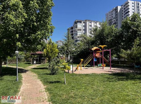 Çilesiz Mahallesinde Başakşehir 2. Etap 3+1 Satılık Daire