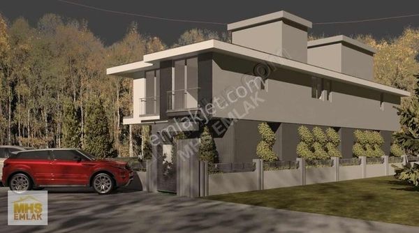 Sâkin Ve Merkeze Yakın Geniş Kullanımlı Villa