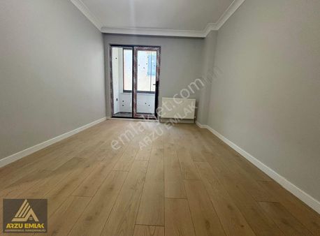 Arzu Emlaktan Yunusemre Mah. Satılık Asansörlü Sıfır Daire