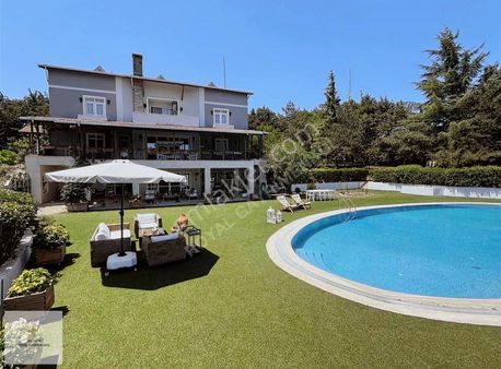 Sakarya Royal'den Çatalca Kabakça'da Lüks Havuzlu Müstakil Ev