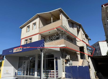 Serdivan Arabacıalanı'nda Geniş 3+1 Kiralık İş Yeri