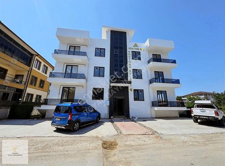 Sakarya Royal Gayrimenkul Teraslı Ve Bahçeli Lüks 2+1 Daireler