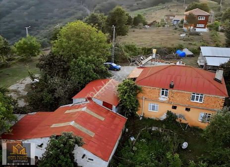 Tekkeköy Yaylageris De 20 Dönüm Fındık Bahçesi İki Katli Ev Ahır