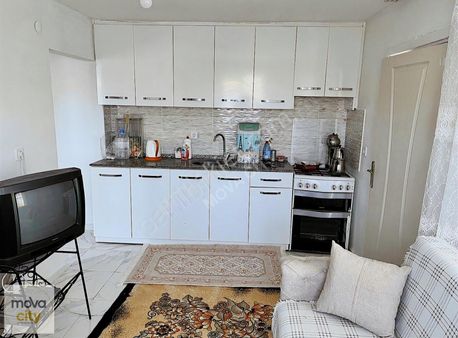 Paşa Köy Bölgesinde Bakımlı Evi Olan 1300 M2 Satılık Bahçe.